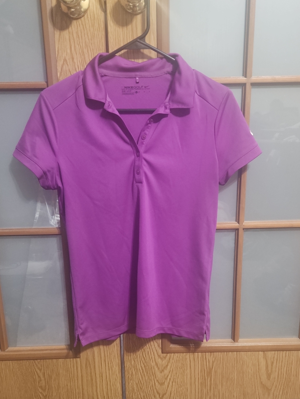 Nike Golf  Women’s Purple Button-Down Polo Top Size Medium
